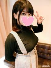 FC2-PPV-1267131 【緊急發布！限量銷售] 狂歡 / 個人拍攝 21 歲我試圖讓 Yarichin 的朋友對她的大山雀戴綠帽子。兩個月看起來天真無邪，身材好色的女大學生，即使隔壁有男朋友，被帥哥逼迫也要開胯！